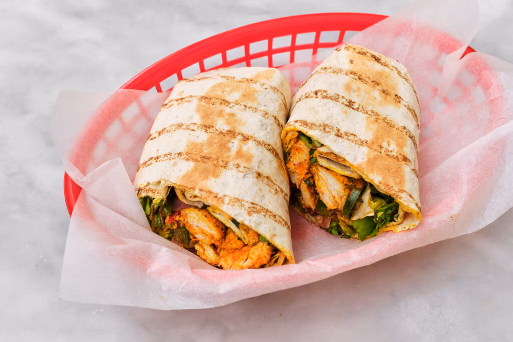 Roti Rolls mit würziger Füllung - Indisches Streetfood im Bistro Darmstadt